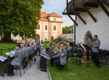 2022 Autor Jan Vávra a Jiří Hájek